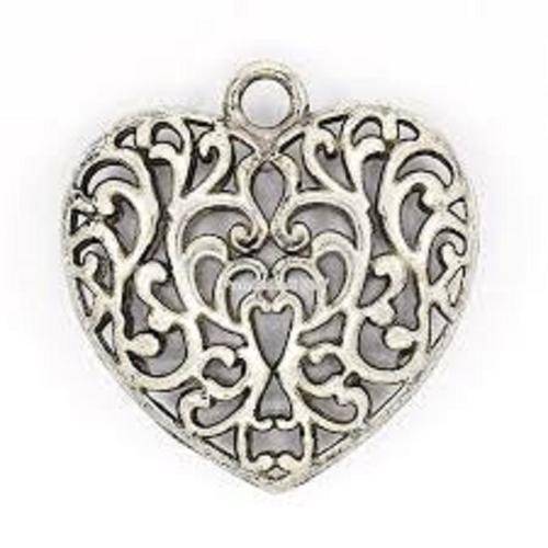 LARGE SILVER PLATED  VINTAGE HOLLOW HEART PENDANT 50mm X 50mm