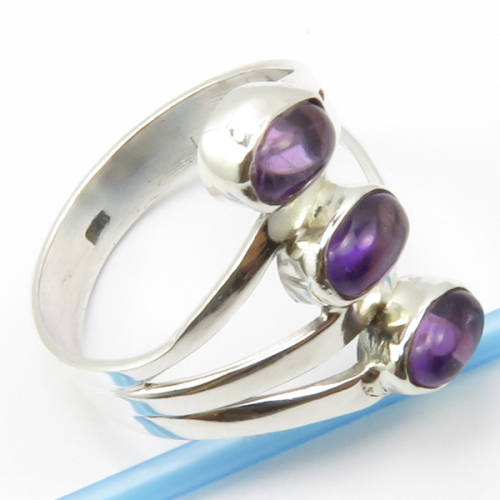 Designer 3 Stone Solid 925 Sterling Silver  AMETHYST Ring Size 6