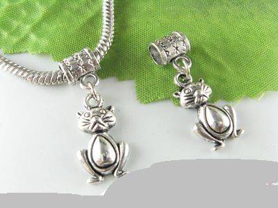TIBETAN SILVER FREE MOVE CAT CHARMS FIT PANDORA