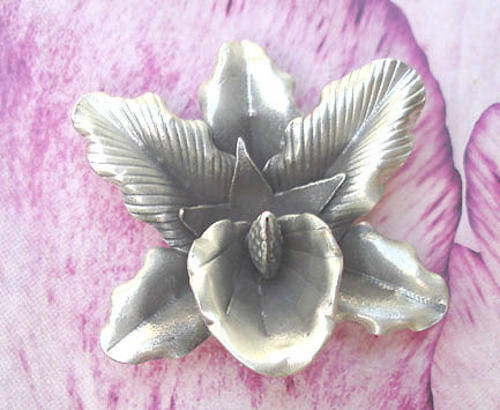 GORGEOUS ORCHID THAI KAREN HILL TRIBE HANDMADE SOLID 925 STERLING SILVER PENDANT SIZE.40X45mm.