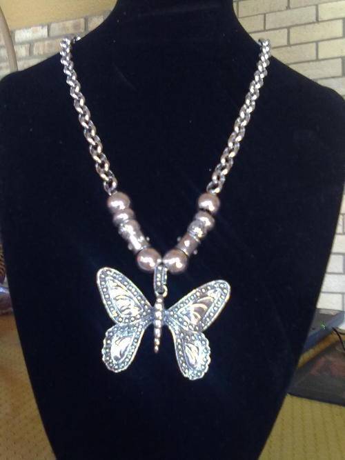 LOVELY CHUNKY TIBET SILVER BUTTERFLY PENDANT NECKLACE
