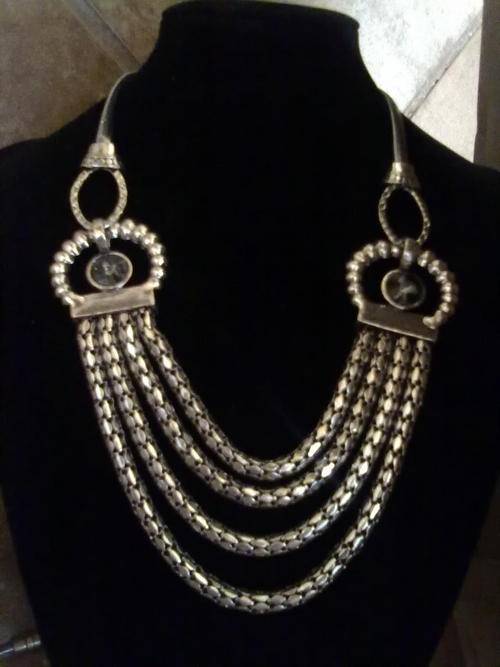 EXTRAORDINARY  CHUNKY  TIBET SILVER   NECKLACE