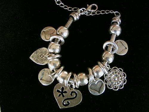 ***LAST ONE IN STOCK" STUNNING TIBETAN SILVER HEARTS BRACELET