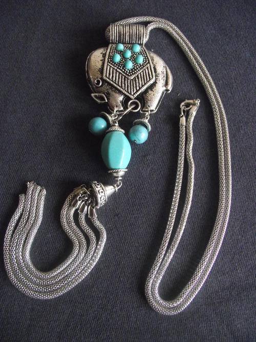 STUNNING VINTORIO COLLECTION ELEPHANT TURQUOISE PENDANT & NECKLACE