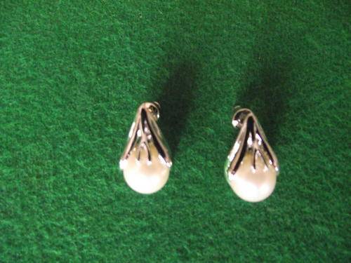 STUNNING VINTORIO COLLECTION SILVER & FEAUX PEARLS EARRINGS