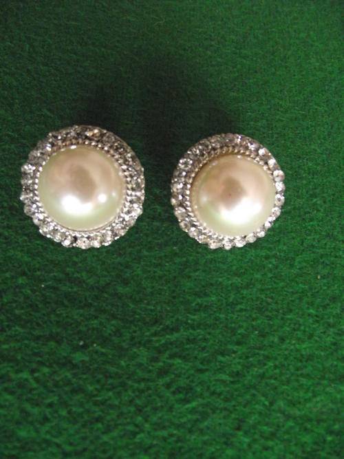 STUNNING EP SILVER ROUND FEAUX PEARL & CRYSTALS EARRINGS
