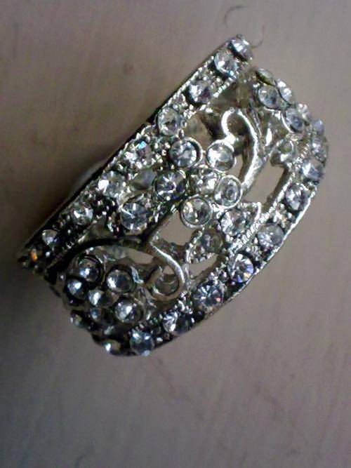 LOVELY SILVER  COATED CRYSTAL  BAND RING  # 8