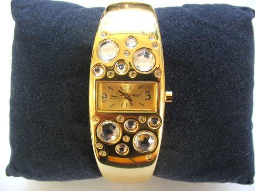 ***LOVELY!!!***GOLD BANGLE WATCH WITH GENUINE CRYSTALS FROM THE OMAX COLLECTION!!!