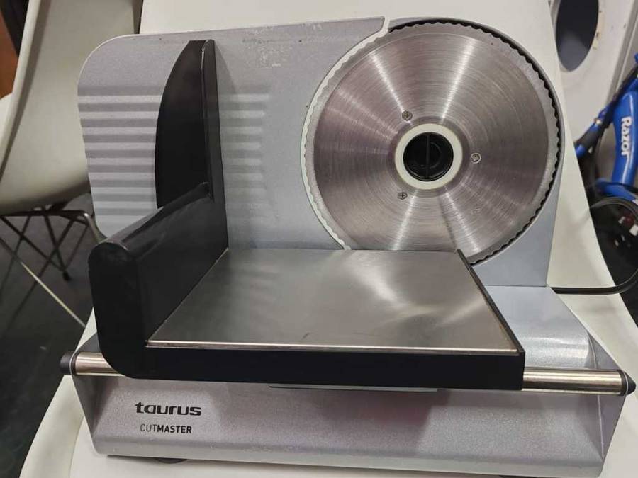 Taurus Master 150w Meat Slicer