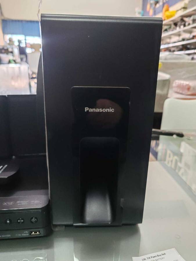 Panasonic SA-XH105 DVD Home Theater Sound System
