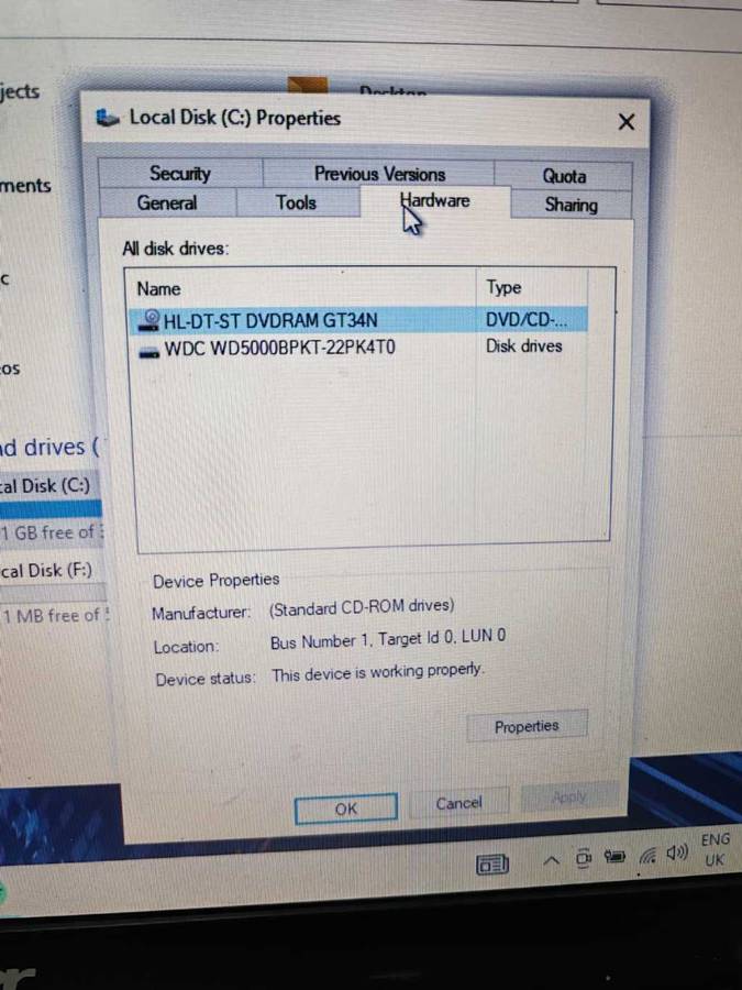 Acer Laptop TravelMate 5760G, Intel Core i5-2430M 2.40Hz, 12GB RAM, 15.6"LCD Display, 317GB H/Drive