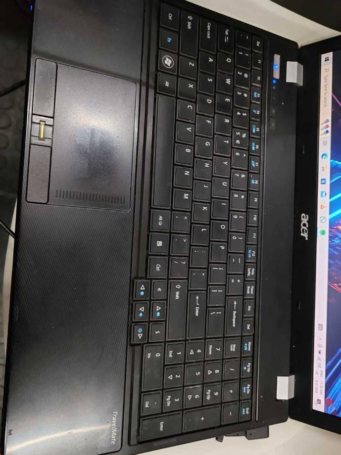 Acer Laptop TravelMate 5760G, Intel Core i5-2430M 2.40Hz, 12GB RAM, 15.6"LCD Display, 317GB H/Drive