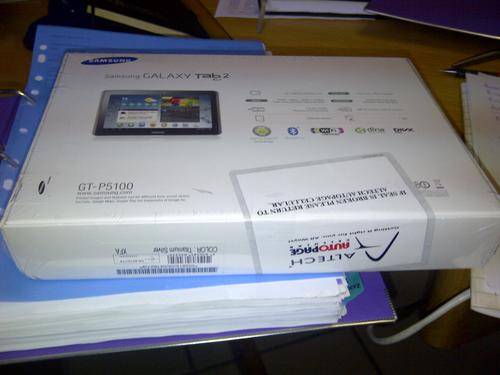 Brand new Samsung Galaxy Tab 2 GT-P5100 32 GB