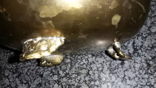 Medium brass pot