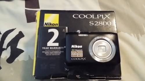 Nikon coolpix S2800 digital camera