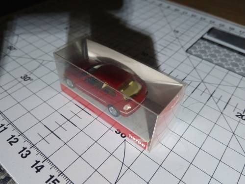 HERPA BMW 3-Series 2-door compact HO Scale - 1/87