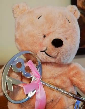 Only 40 Limited Edition. Hallmark Cards Roly Bear. 18th Happy Birthday Key. RARE!