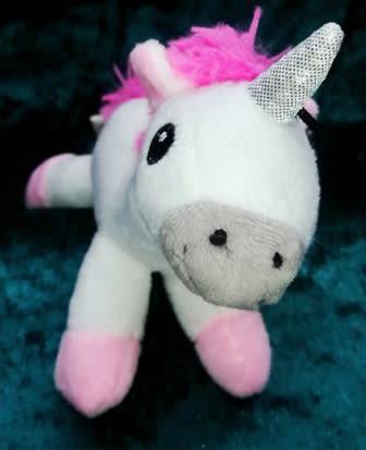 Star the little Unicorn.  A  cute little soft toy/keyholder. 13cm.