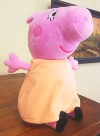 A beautiful Peppa Pig. Large plush soft toy. 33cm.  Special price!