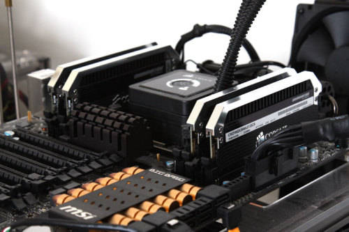 MSI Z97-Gaming 9 ACK Plus !! i7 4790 K 4.5 Ghz CPU and 8 GB Corsair Dominator Platinum 2333 Mhz RAM