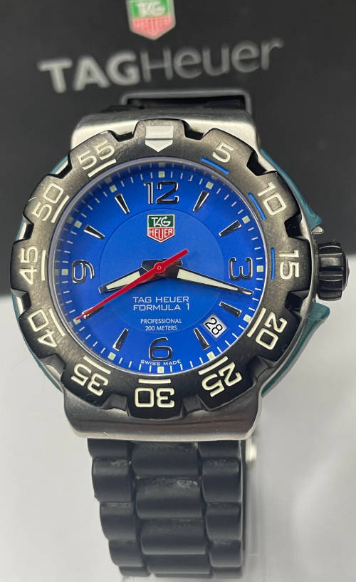 TAG HEUER FORMULA 1 IN PRESTINE CONDITION