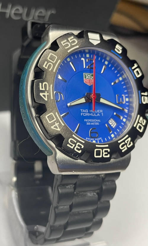 TAG HEUER FORMULA 1 IN PRESTINE CONDITION