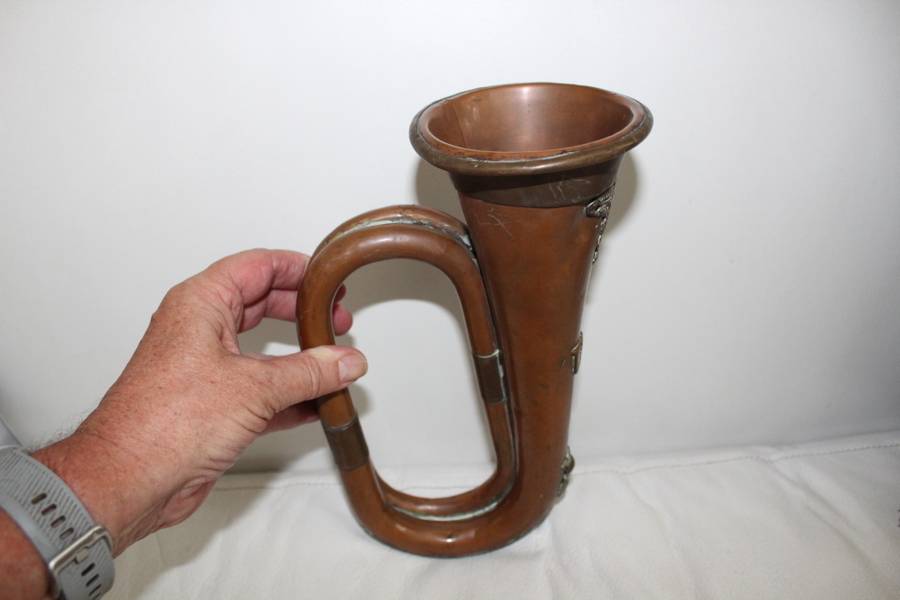 Royal Artillery Brass and copper bugle. Reason for low price below.....