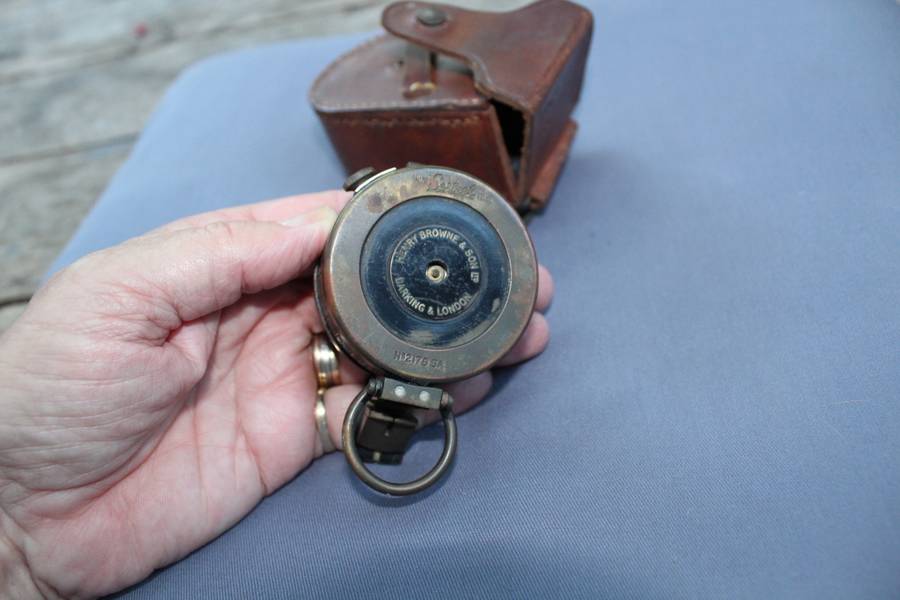 WWI British Officer`s Compass - 1916.....great find!......