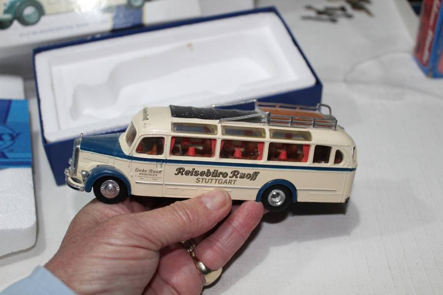 Dinky Collection - Mercedes Diesel Omnibus 1950 - unbelievable!!