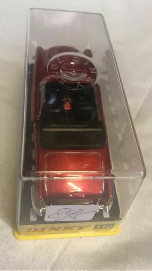 Dinky Toy Aston Martin DB5 IN ORIGINAL BOX