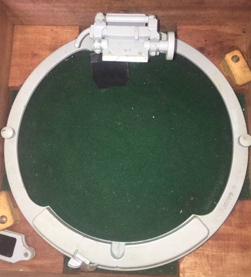 AZIMUTH CIRCLE (TO TAKE A BEATING OF A OBJECT ON THE HORIZON)price drop from R2500.00 to R750.00