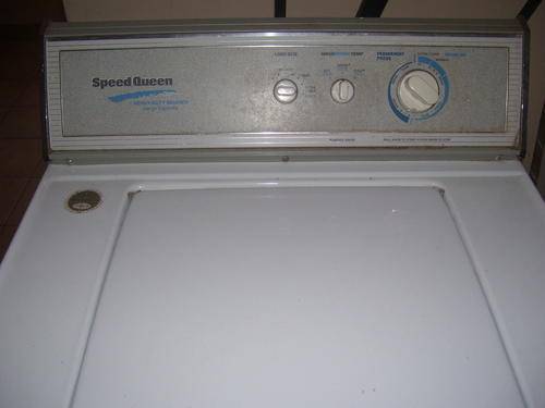 Speed Queen White FOR SALE