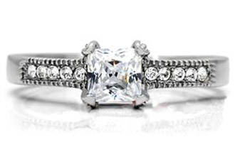 STUNNING STAINLESS STEEL SIMULATED DIAMOND LADIES RING