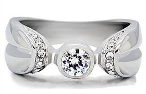 STUNNING STAINLESS STEEL SIMULATED DIAMOND LADIES RING
