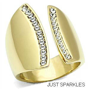 STUNNING YELLOW GOLD PLATED SIMULATED DIAMOND LADIES RING