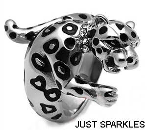 STUNNING STAINLESS STEEL SIMULATED DIAMOND LADIES RING