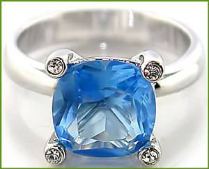 BEAUTIFUL AQUAMARINE CUBIC ZIRCONIA RING