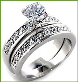 18ct WHITE GOLD PLATED SIMULATED DIAMOND WEDDING SET