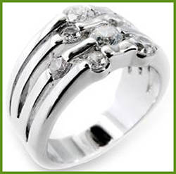 BEAUTIFUL SIMULATED DIAMOND RING
