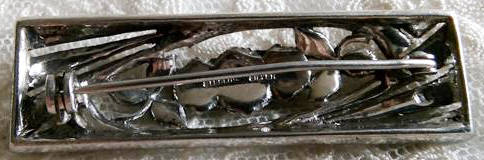 VINTAGE. ART DECO DESIGN, STERLING SILVER MARCASITE BROOCH.