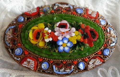 LARGE VINTAGE, OVAL SHAPED MICRO MOSAIC BROOCH, MADE IN ITALY, FLORAL DESIGN.