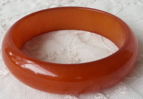 VINTAGE, CELLULOID BANGLE, EXCELLENT CONDITION