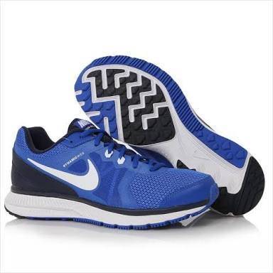 NIKE ZOOM WINFLO!!!!!SIZE UK 10 A MUST HAVE MARKET VALUE R1300