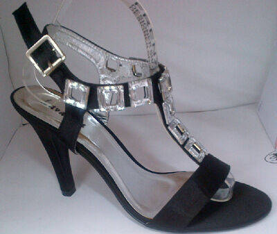 LADIES FANCY SANDALS BY LAVANDA