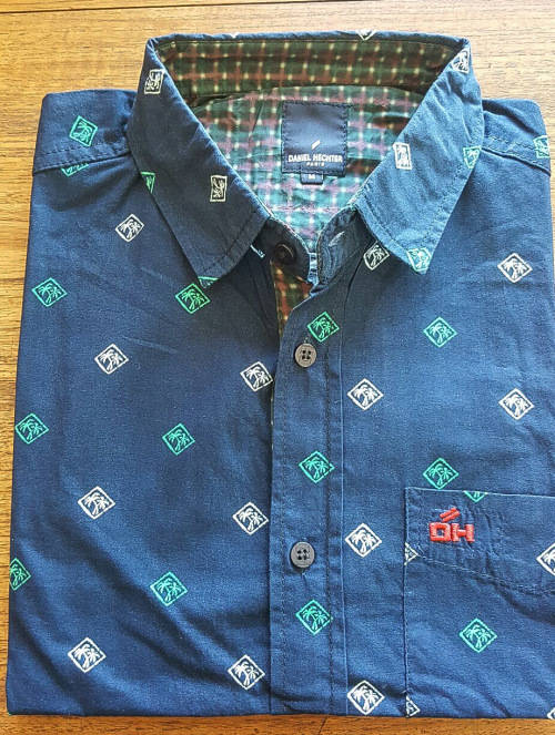 DANIEL HECHTER ORIGNAL 100% COTTON L/S SLIM FIT SHIRT SIZE EXTRA LARGE!!!!MARKET VALUE R999.99