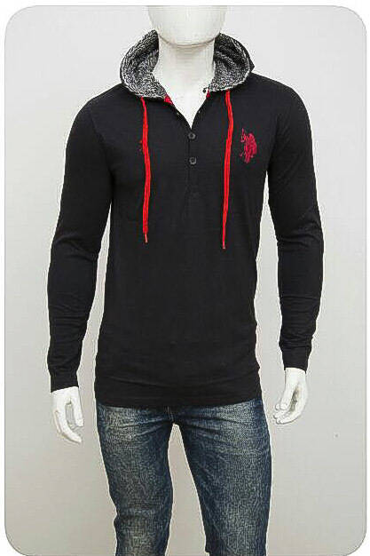 US POLO ASSN HOODED TOP SLIM FIT SIZE MEDIUM!!!!!!!!!! MARKET PRICE R999.99