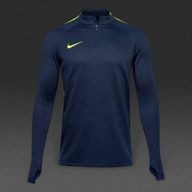 NIKE ORIGNAL DRY SQUAD 17 DRILL TOP FOR MEN SIZE LARGE!!!!!! MARKET VALUE R999.99