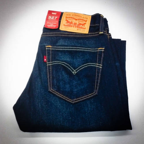 LEVI"S ORIGNAL 527 SLIM BOOTCUT MENS  W30 L32 !!!!!!MARKET VALUE R999.99