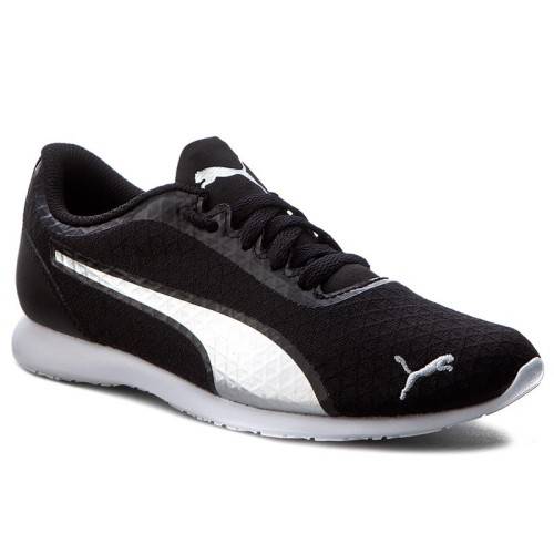 PUMA ORIGNAL VEGA FOR LADIES SIZE UK 5 (SA 5)!!!!!MARKET VALUE R1299.99