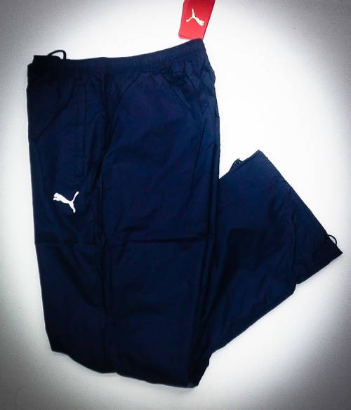 PUMA ORIGNAL TRACK PANTS FOR MEN SIZE EXTRA LARGE  !!!!!!MARKET VALUE R799.99